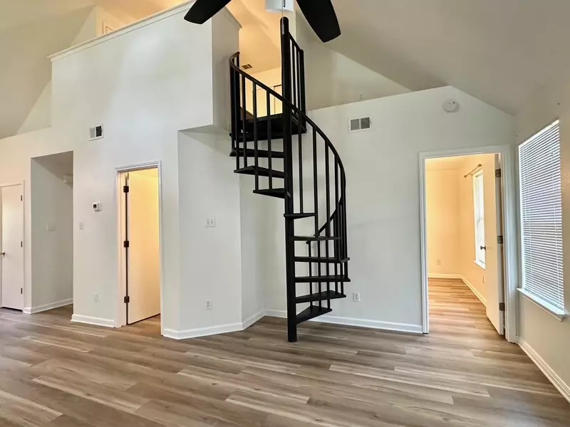 2908 Whisper Oaks LN #C, Georgetown, TX 78628