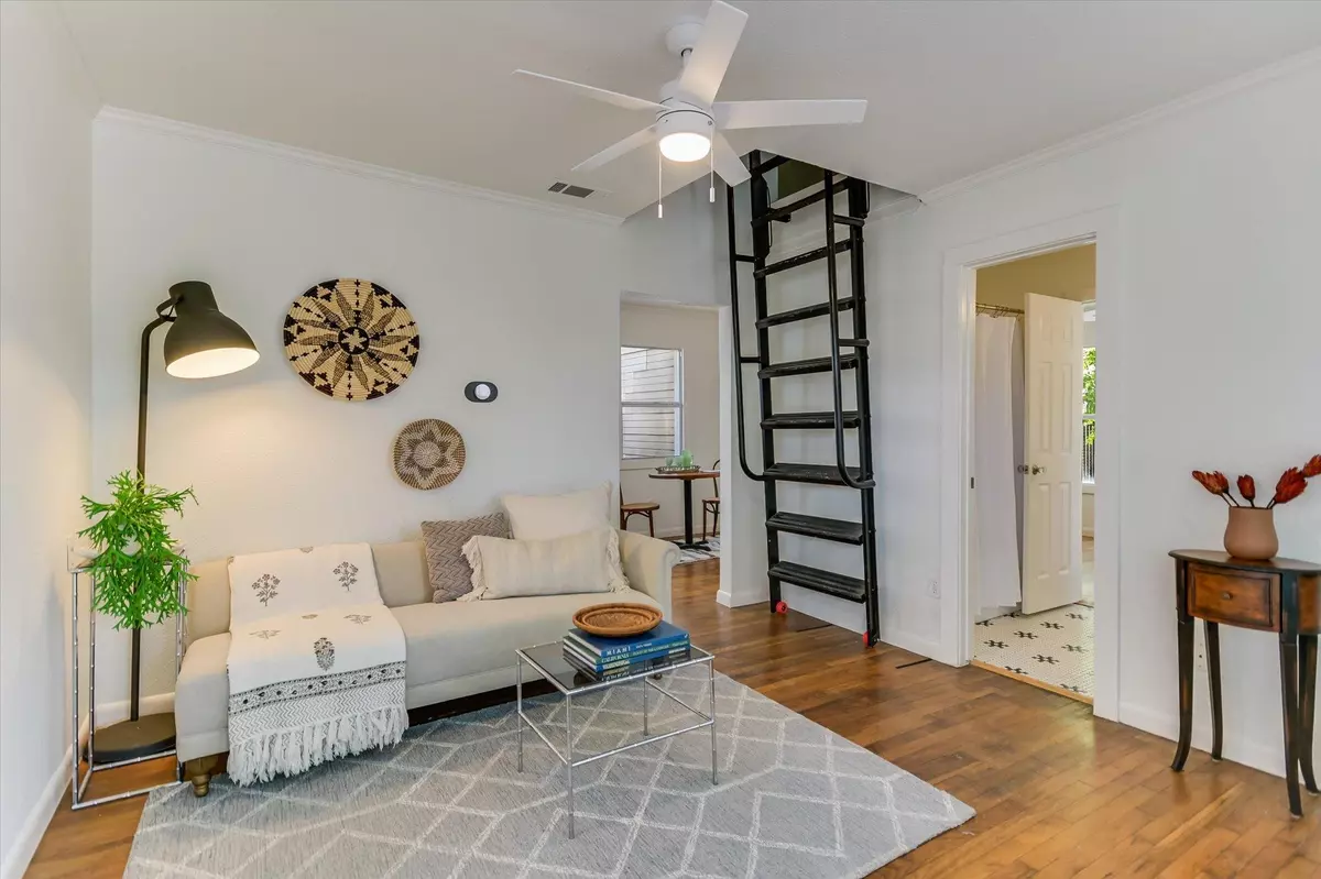 Austin, TX 78705,1110 W 22nd ST #16