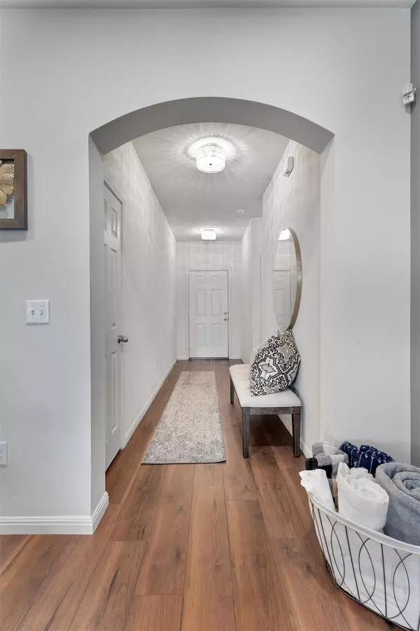 Hutto, TX 78634,300 Camellia DR