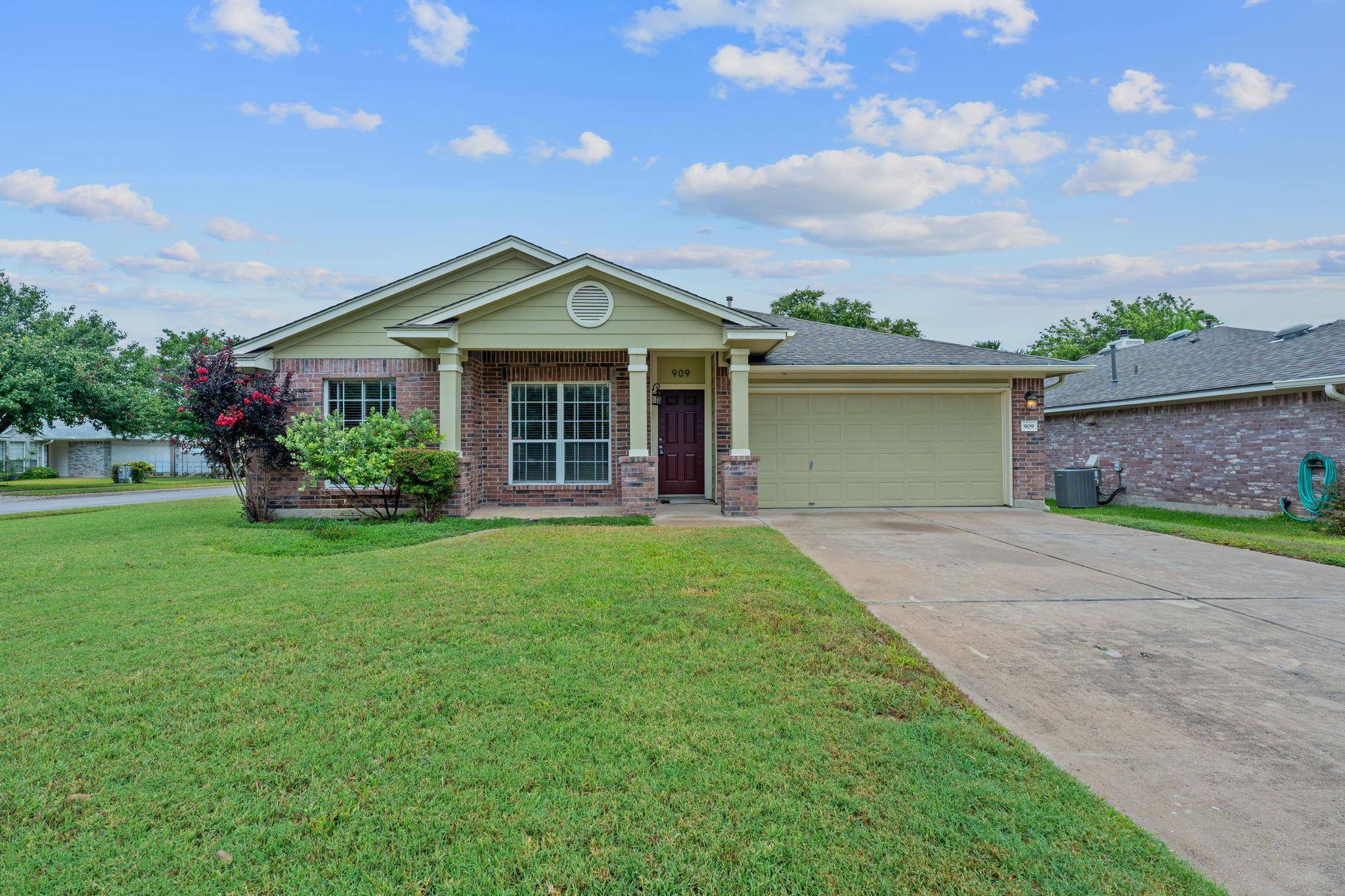 909 SABA CV, Cedar Park, TX 78613