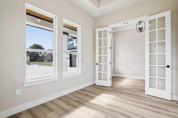 Burnet, TX 78611,320 Yellow Ribbon TRL