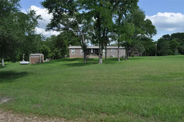 Brenham, TX 77833,280 Lakewood CIR