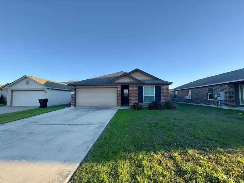 1516 Windridge DR, Lockhart, TX 78644