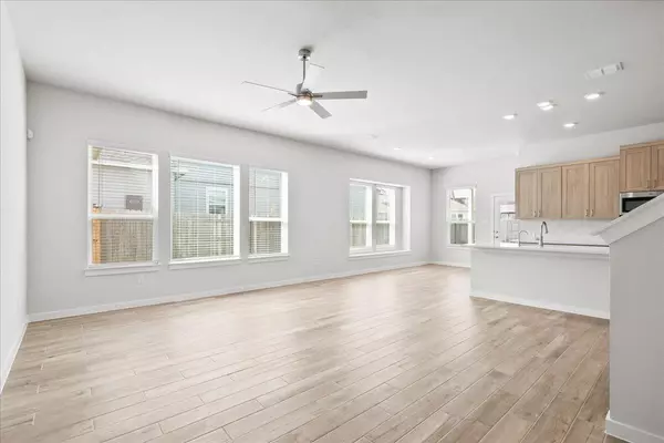 San Marcos, TX 78666,122 Paul Pena DR