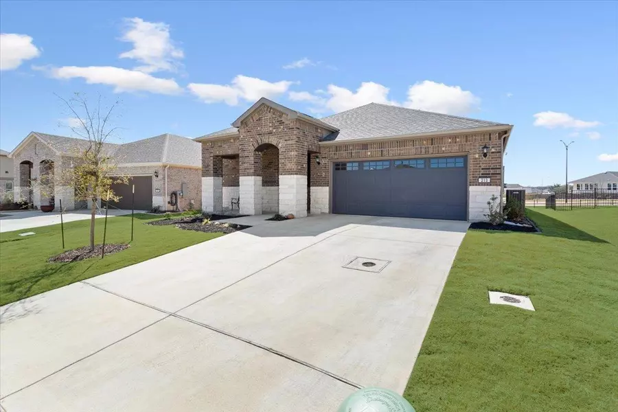 213 Bellows ST, Georgetown, TX 78633