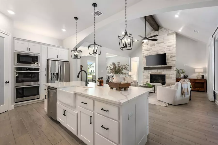 210 Miranda WAY, Georgetown, TX 78633