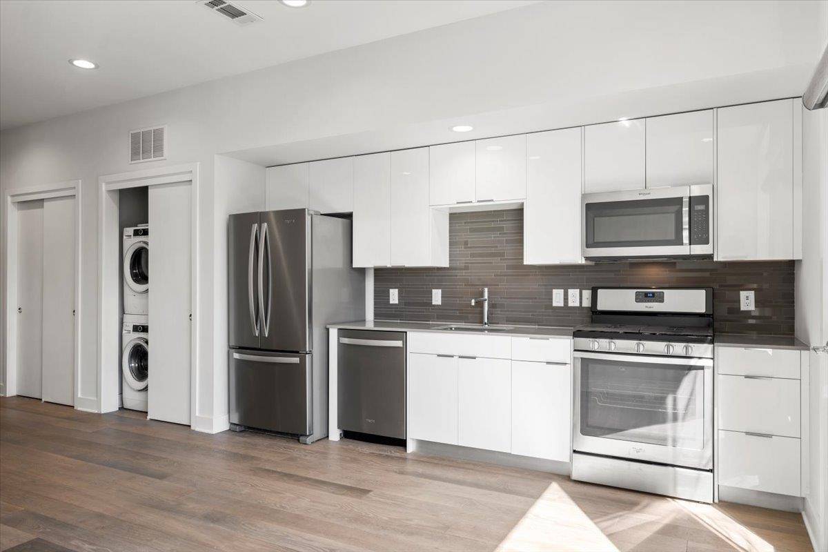 Austin, TX 78702,1800 E 4th ST #331