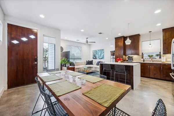 Austin, TX 78702,1011 E 12th ST