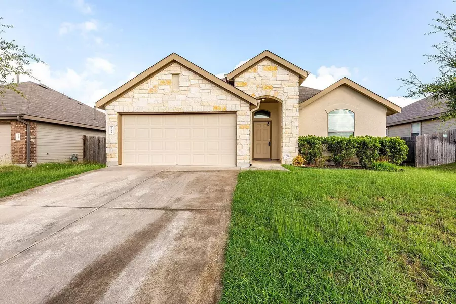 377 Dragon Ridge RD, Buda, TX 78610