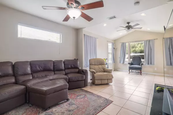 Austin, TX 78751,931 E 51st ST