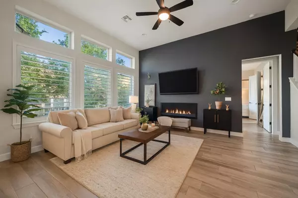 Austin, TX 78735,5820 Harper Park DR #66