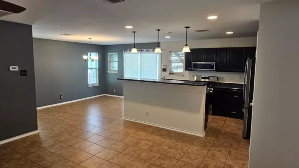 Kyle, TX 78640,1051 Dorn