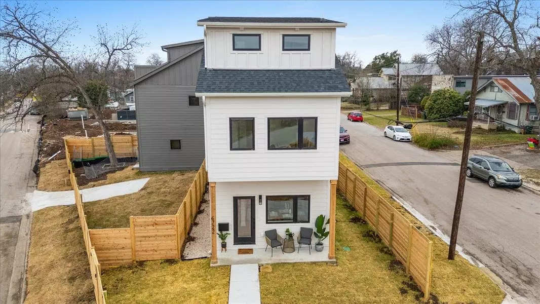 204 Pecan DR #2, Austin, TX 78753