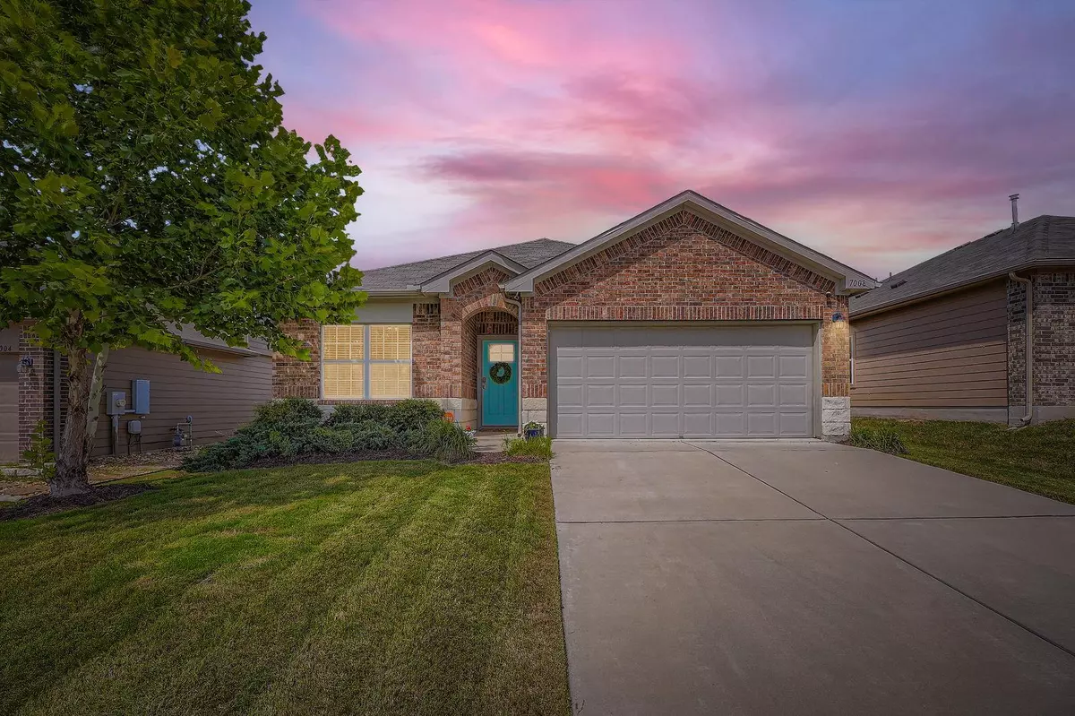 Austin, TX 78744,7008 Branrust DR