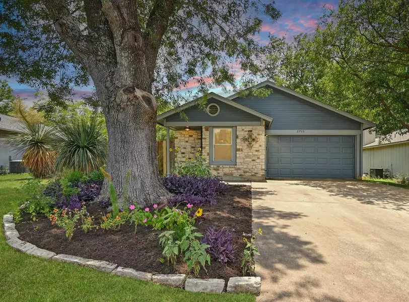 2703 Holly Springs CT, Austin, TX 78748