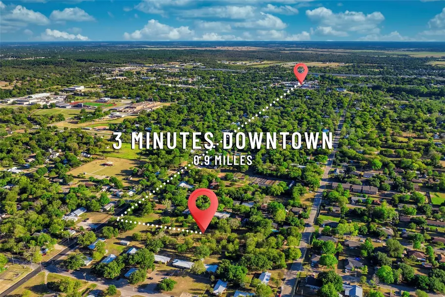 2006B Wilson ST, Bastrop, TX 78602