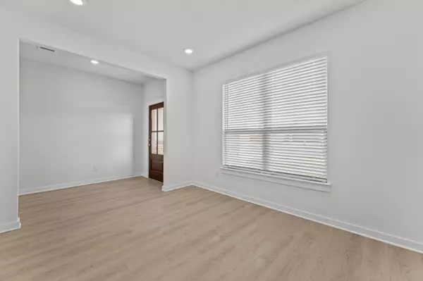 San Marcos, TX 78666,420 Salamander ST