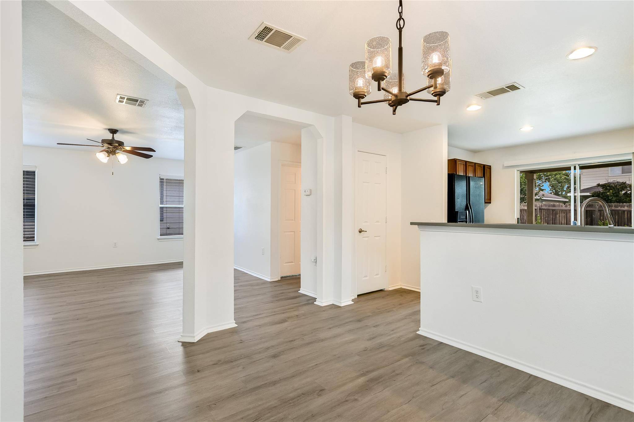 Austin, TX 78741,1628 Poppy Seed LN