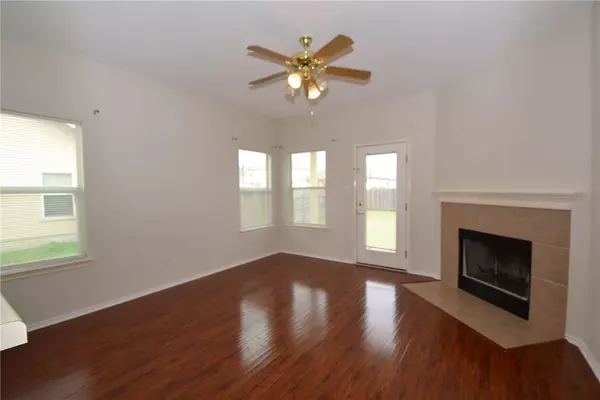 Hutto, TX 78634,112 Brown ST