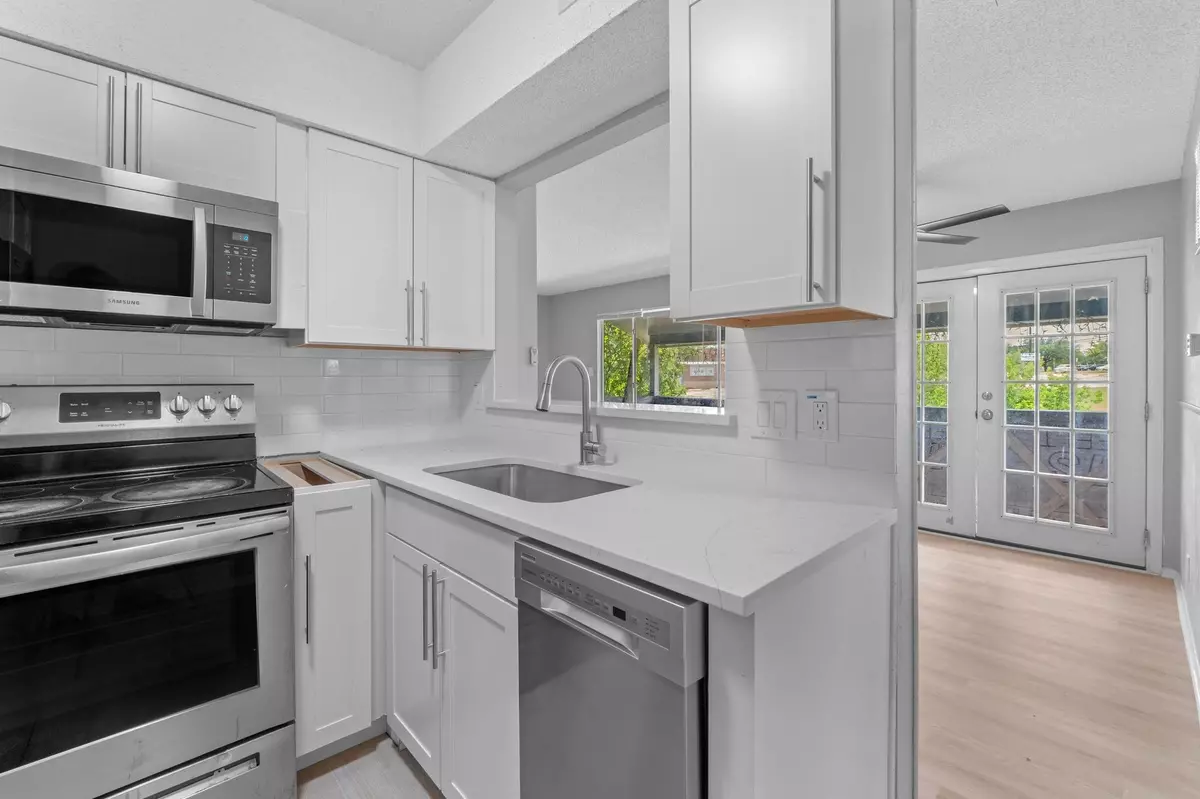 Austin, TX 78758,8903 Parkfield Dr DR #203