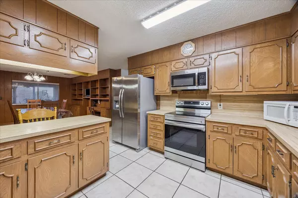 Taylor, TX 76574,1500 S Main ST