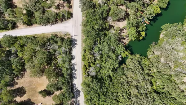 Bastrop, TX 78602,404 Akaloa DR