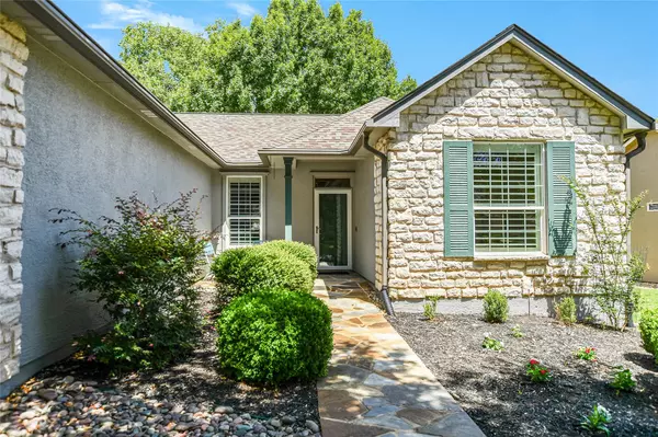 Georgetown, TX 78633,104 Grapevine LN
