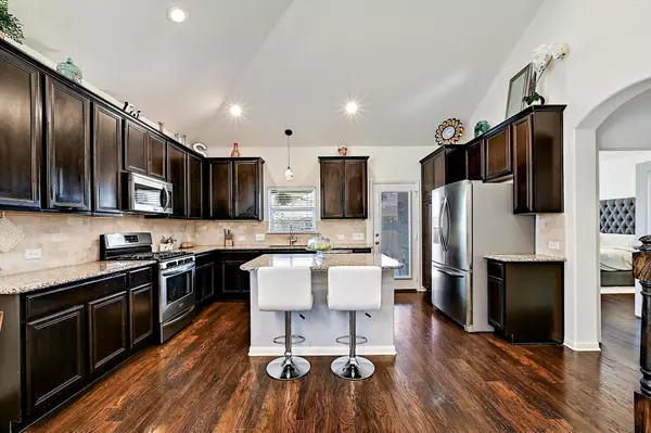 2605 Etta May LN, Leander, TX 78641