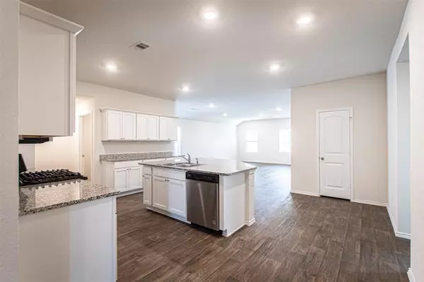 Kyle, TX 78640,218 Sickle LOOP