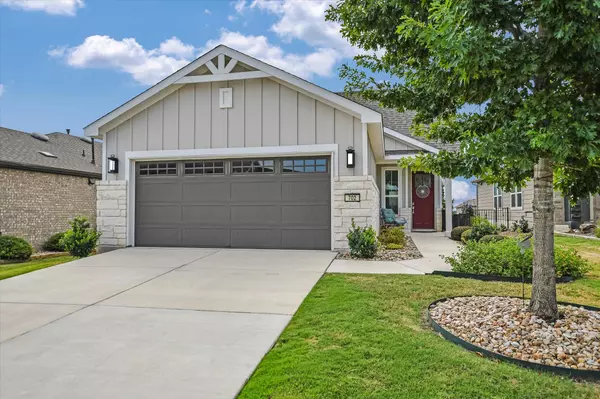 702 Kitty Hawk RD, Georgetown, TX 78633