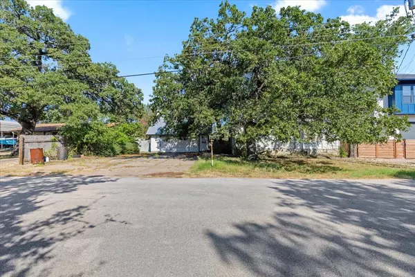 Austin, TX 78732,1208 W Lakeland DR