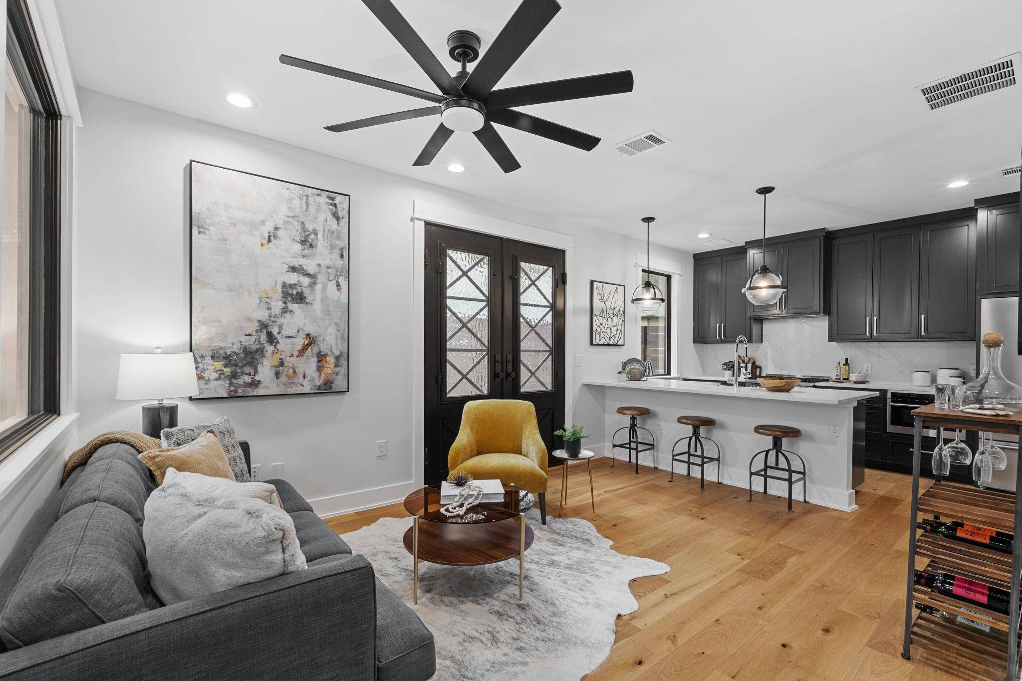 408 W 34th ST #2, Austin, TX 78705