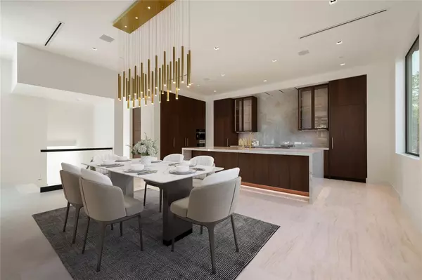 Austin, TX 78746,2503 Westlake DR #101