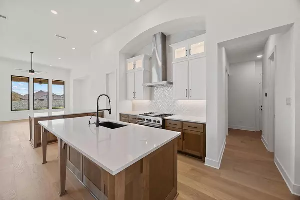 Liberty Hill, TX 78642,502 Irvine CIR