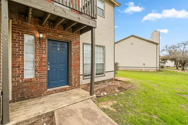 Austin, TX 78741,1844 River Crossing CIR #D