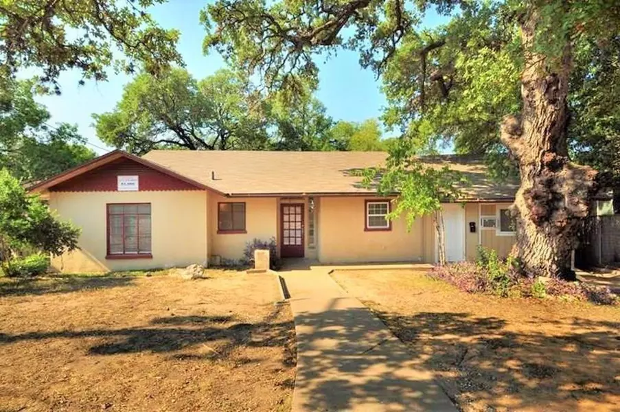911 Duncan LN, Austin, TX 78705