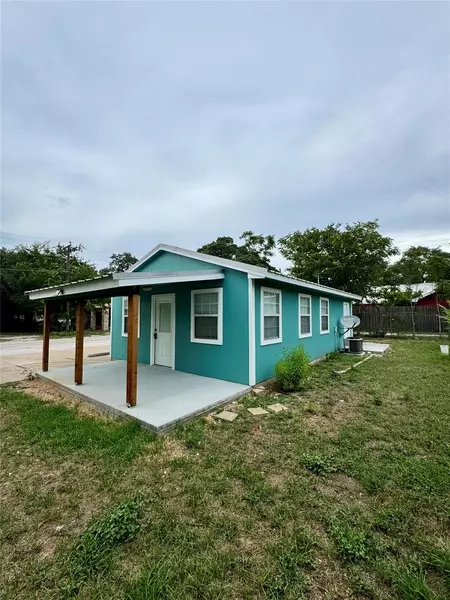143 N West ST, Bertram, TX 78605