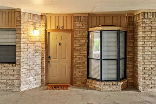 Austin, TX 78705,3316 Guadalupe ST #310