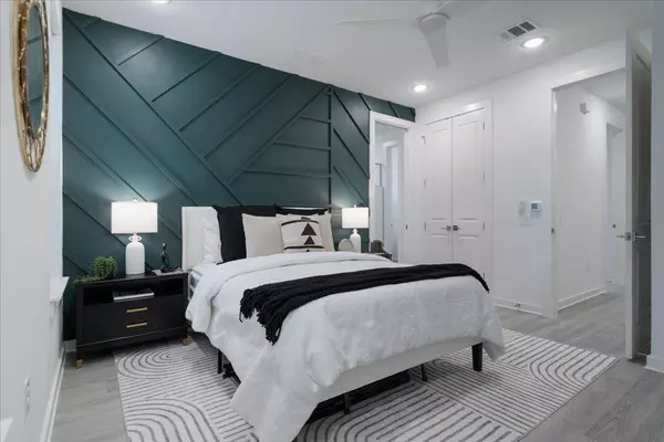 Austin, TX 78741,2624 Metcalfe RD #10