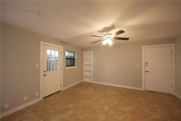 Austin, TX 78701,1600 West Ave #8