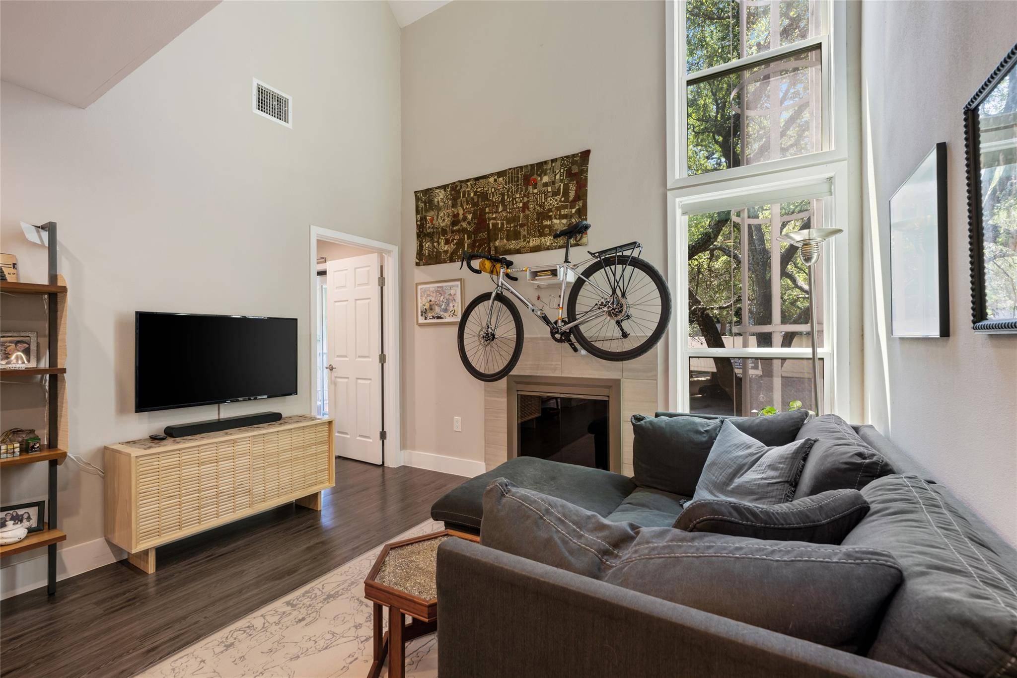 Austin, TX 78752,935 La Posada DR #243