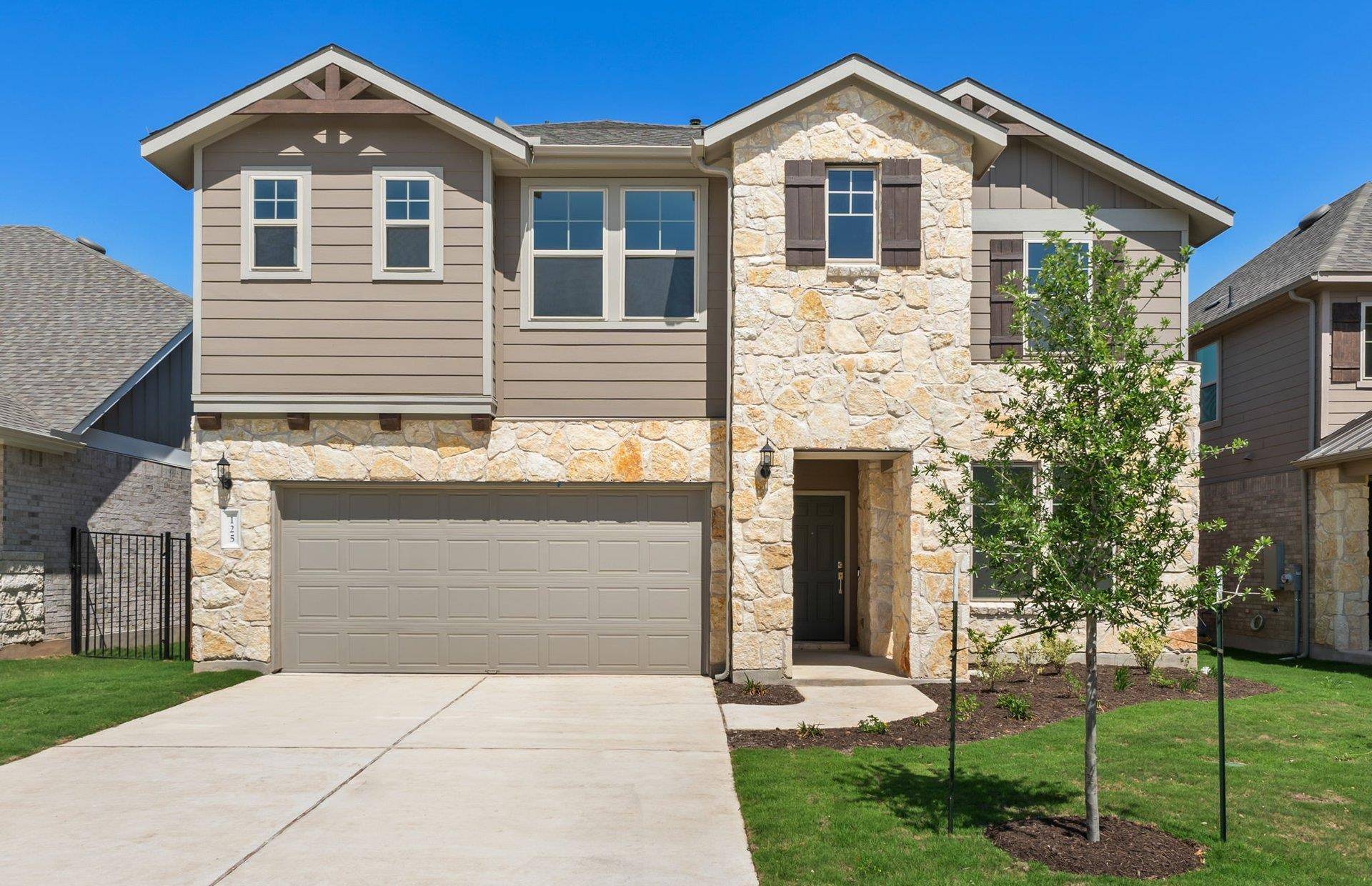 125 Bell Chime DR, Liberty Hill, TX 78642