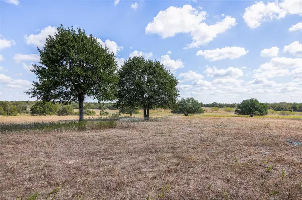 2135 Mule Creek RD, Harwood, TX 78632