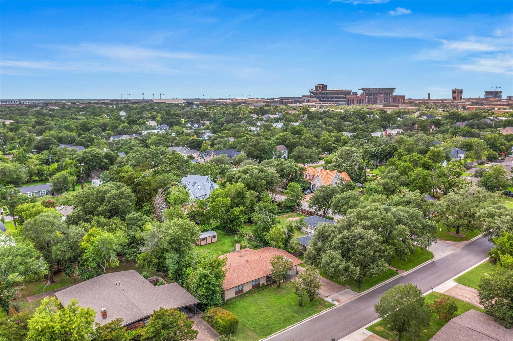 402 Timber ST, College Station, TX 77840