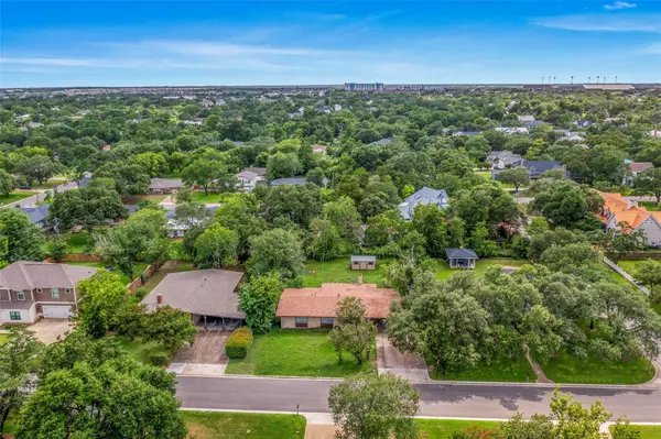College Station, TX 77840,402 Timber ST