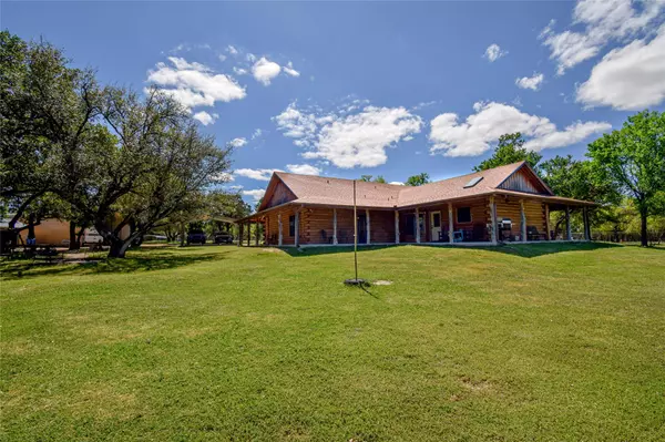 Lampasas, TX 76550,358 W County Road 3069