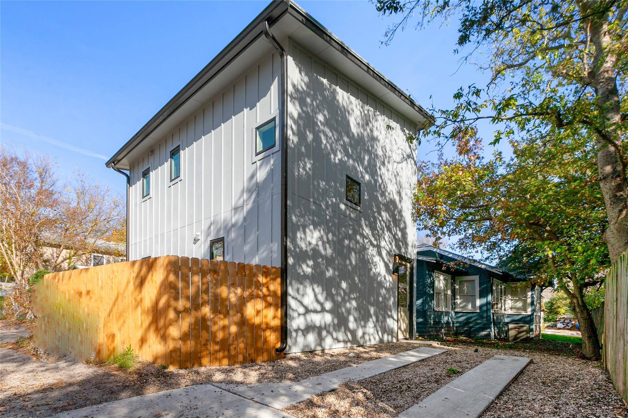 Austin, TX 78705,2832 Pearl ST #Back House