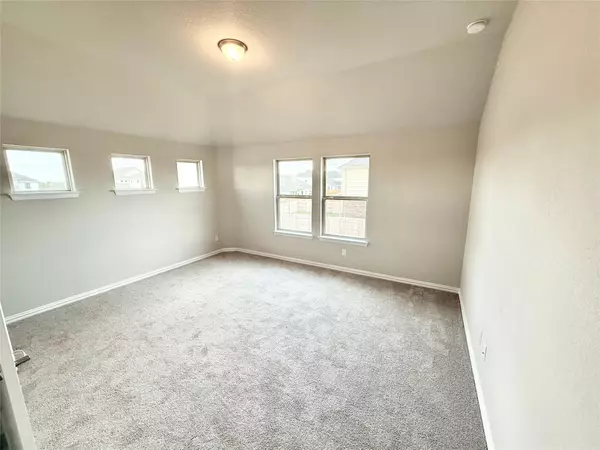Elgin, TX 78621,13700 Tucker Hedge PASS