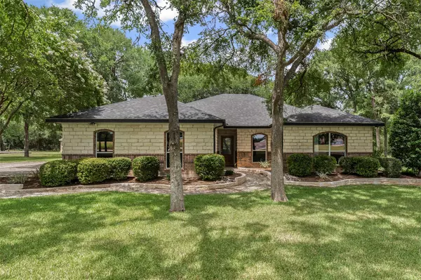 Salado, TX 76571,574 Rose LN