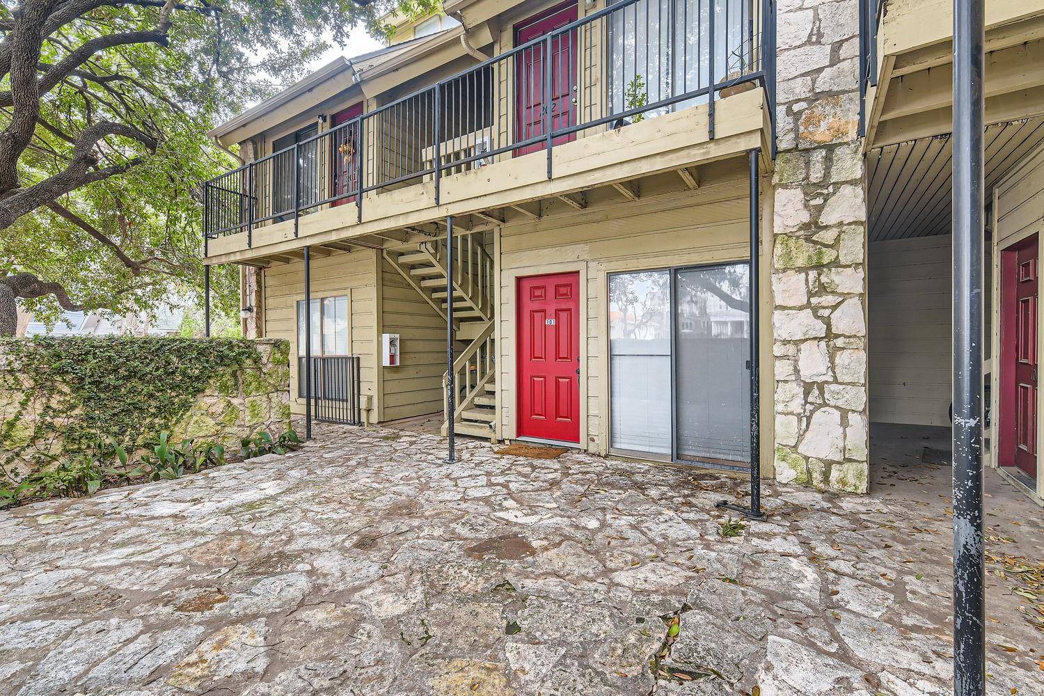 708 Graham PL #101, Austin, TX 78705